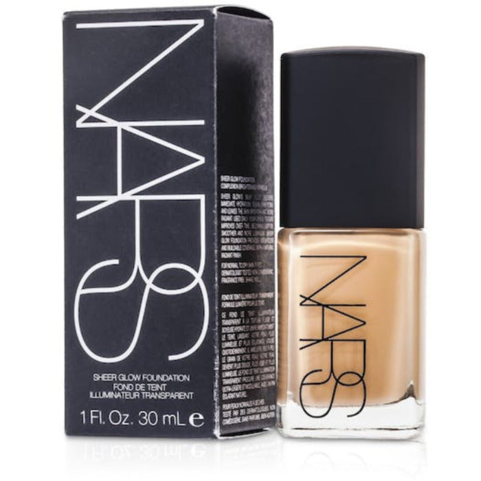 NARS "Sheer Glow Foundation" 125 ml (Macao) naistele