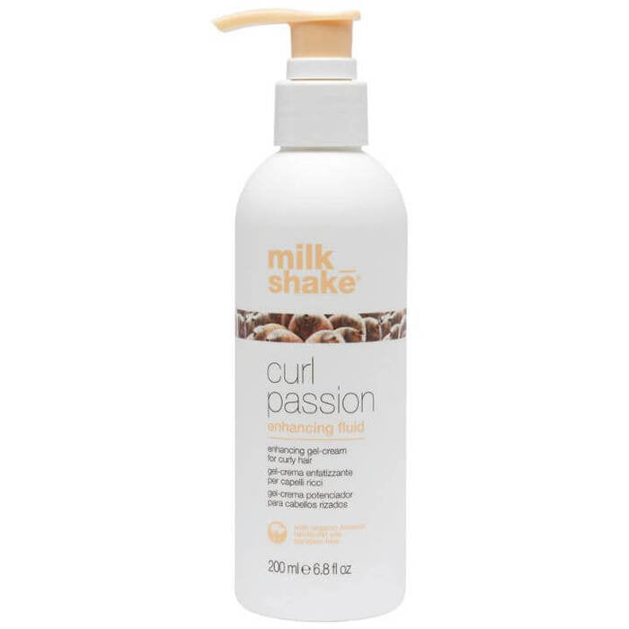 „Milk_Shake Curl Passion Enhancing Fluid“ – formavimo skystis garbanotiems plaukams