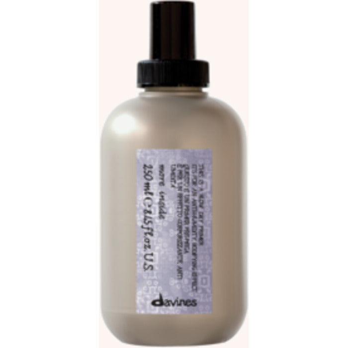 Davines Daugiau Inside Blow Dry Primer – terminis apsauginis purškalas, skirtas apimties ir formos stiprinimui 100ml