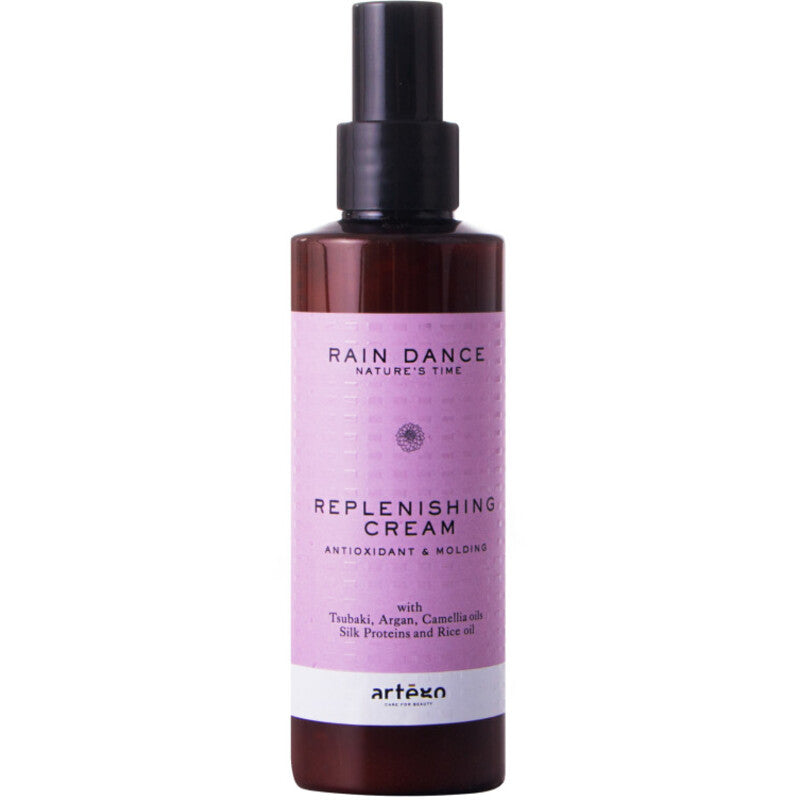 „Artègo Rain Dance Replenishing Cream“ – formavimo kremas, apsaugantis plaukus nuo karščio ir drėgmės.