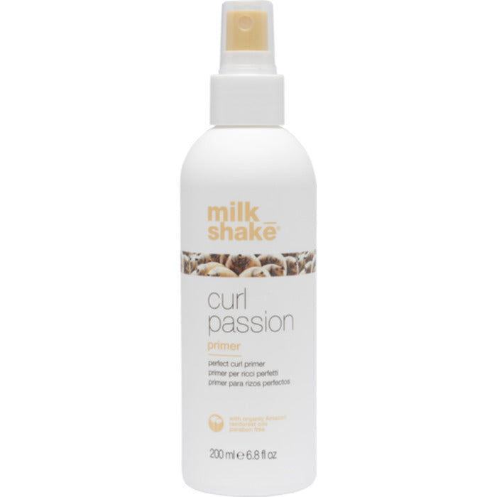 „Milk_Shake Curl Passion Primer“ – nenuplaunama priemonė garbanotiems plaukams